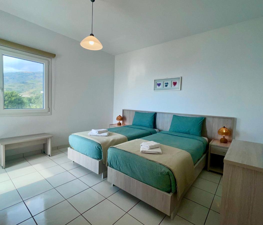 Villa Hena Μπατσί Εξωτερικό φωτογραφία